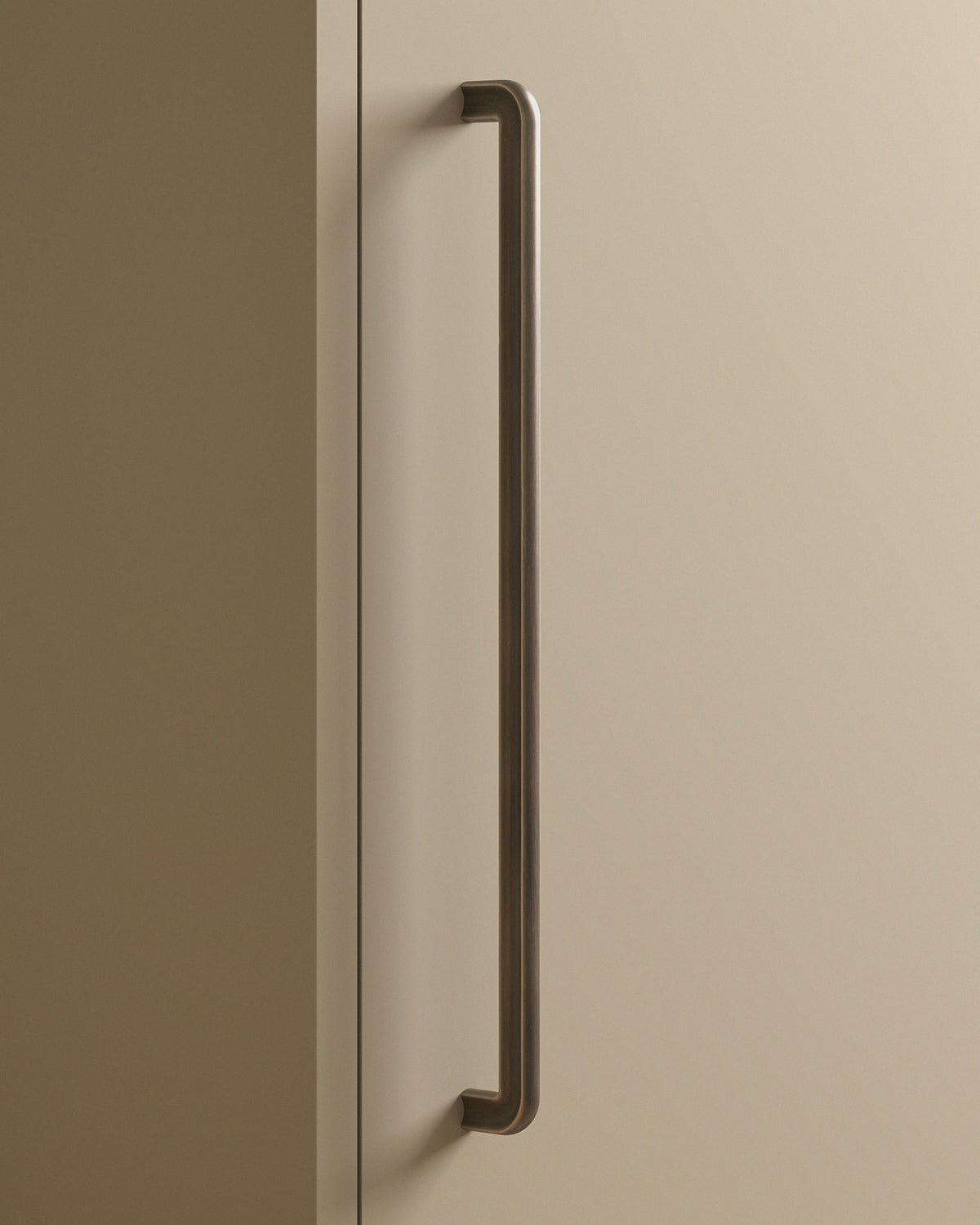 Boerum Appliance Pull 18" / Antique Brass