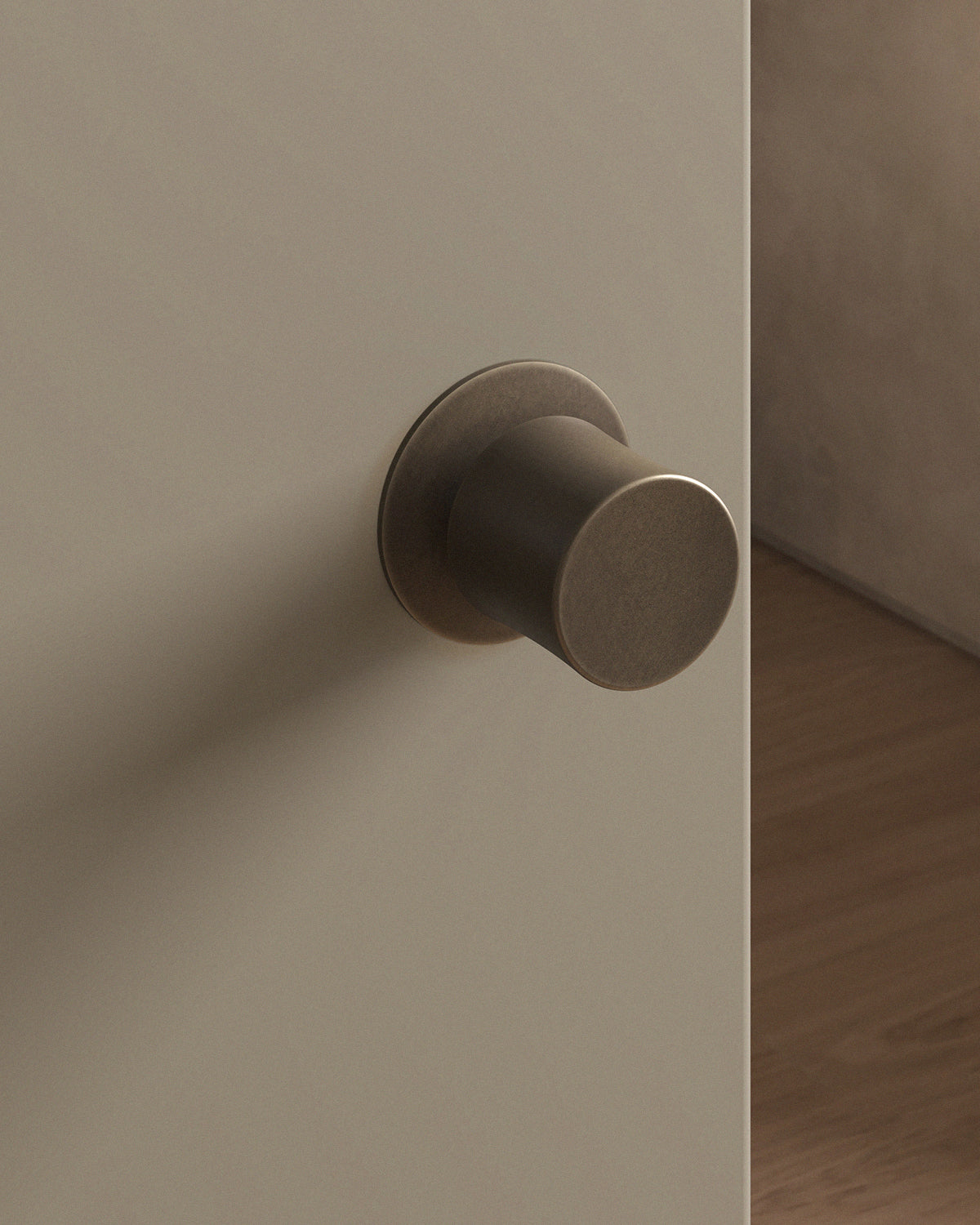 Leonard Door Knob Set