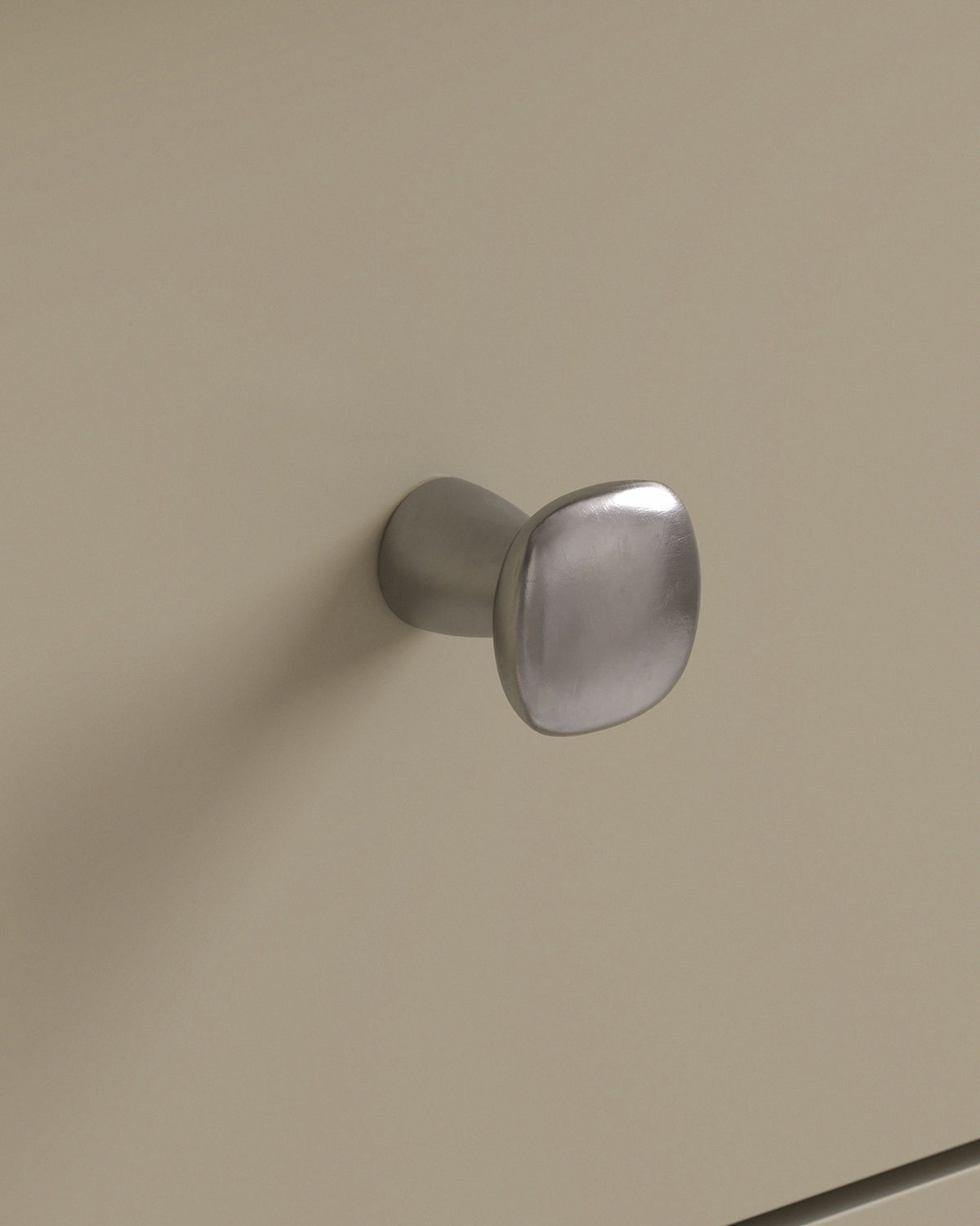 Scholes Cabinet Knob