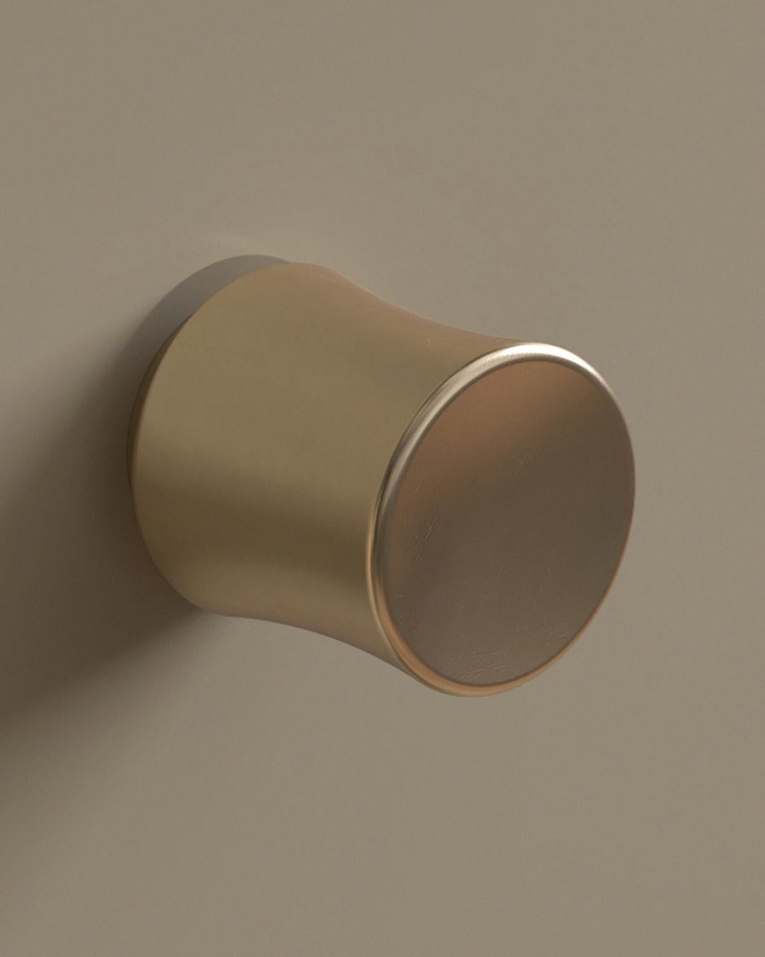 Leonard Cabinet Knob