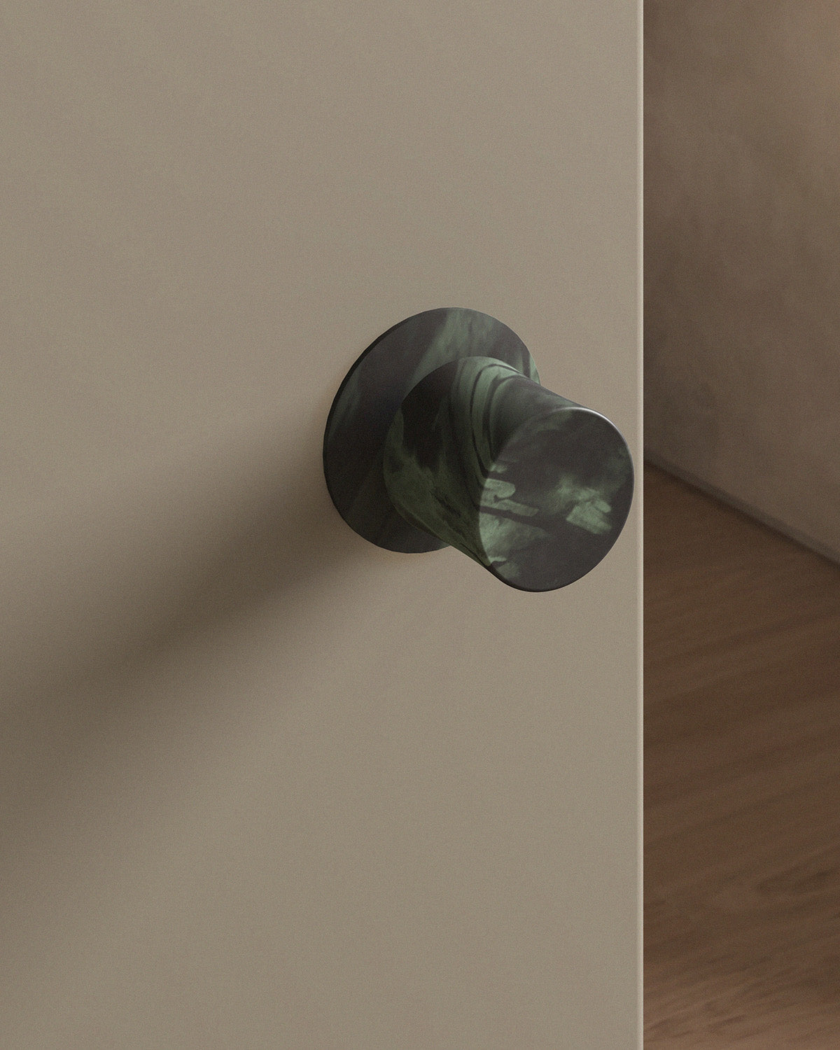 Leonard Door Knob Set