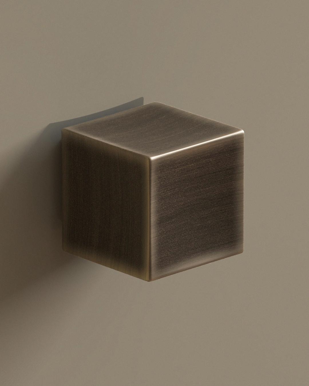 Leonard Cabinet Knob