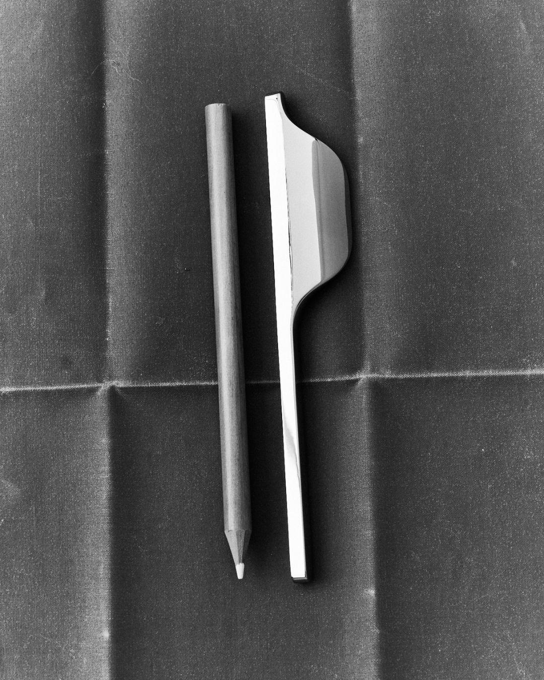 Throop Offset Cabinet Pull